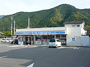 【コンビニエンスストア】ローソン新居浜篠場店まで796ｍ