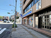 【コンビニエンスストア】ローソン　桜町店まで177ｍ
