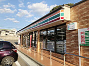【コンビニエンスストア】セブンイレブン 長与まなび野店まで656ｍ