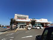 【スーパー】マルナカ新田店まで810ｍ
