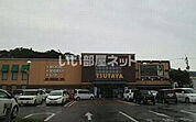【レンタルビデオ】TSUTAYA あぞの店まで2438ｍ