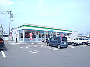 【コンビニエンスストア】ファミリーマート 筑西布川店まで632ｍ