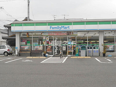 周辺:【コンビニエンスストア】ファミリーマートまで3170m 周辺:【コンビニエンスストア】ファミリーマートまで3170m