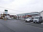 【コンビニエンスストア】ファミリーマート みみなし駅前店まで654ｍ