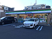 【コンビニエンスストア】ファミリーマート 名西枇杷島店まで2034ｍ