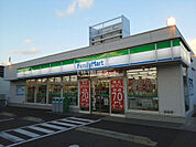 【コンビニエンスストア】ファミリーマート 草津野村六丁目店まで767ｍ