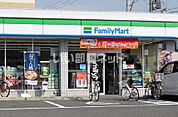 【コンビニエンスストア】ファミリーマート堺鳳西町店まで87ｍ