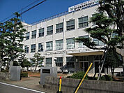 【高校】福井県立福井商業高校まで262ｍ