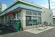 【コンビニエンスストア】ファミリーマート堺南花田町東店まで459ｍ