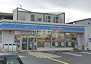 【コンビニエンスストア】ローソン 岸和田上野町東店まで817ｍ