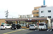 【コンビニエンスストア】セブンイレブン富田林税務署前店まで441ｍ