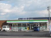 【コンビニエンスストア】ファミリーマート津藤方店まで320ｍ