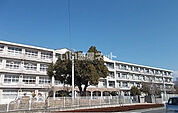 【中学校】富士市立富士中学校まで728ｍ