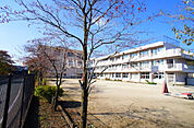 【中学校】金子中学校まで1355ｍ