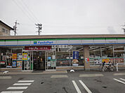 【コンビニエンスストア】ファミリーマート 守山向台二丁目店まで384ｍ