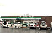 【コンビニエンスストア】ファミリーマート宇多津浜店まで322ｍ