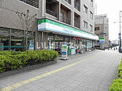 【コンビニエンスストア】ファミリーマート　豊四季駅前店まで682ｍ