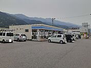 【コンビニエンスストア】ローソン 四国中央寒川町宮ノ前店まで541ｍ