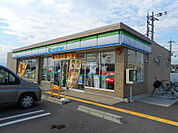 【コンビニエンスストア】ファミリーマート 野洲冨波店まで650ｍ