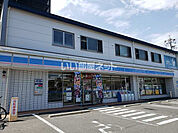 【コンビニエンスストア】ローソン半田昭和町4丁目まで397ｍ