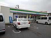 【コンビニエンスストア】ファミリーマート 四日市追分一丁目店まで949ｍ
