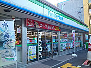 【コンビニエンスストア】ファミリーマート　枚方牧野本町店まで511ｍ