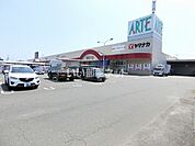 【スーパー】ヤマナカアルテ津新町まで655ｍ