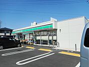 【コンビニエンスストア】ローソンストア100岡崎中島町店まで783ｍ