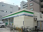【コンビニエンスストア】ファミリーマート 荒田二丁目店まで122ｍ