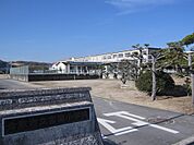 【小学校】富田小学校まで3154ｍ
