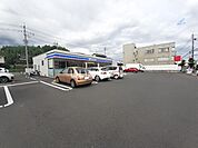 【コンビニエンスストア】ローソン津山小田中西店まで222ｍ