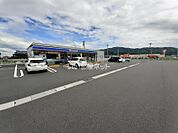 【コンビニエンスストア】ローソン津山平福店まで439ｍ