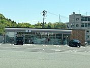 【コンビニエンスストア】セブンイレブン 東広島西条東子店まで1347ｍ
