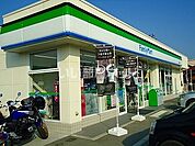 【コンビニエンスストア】ファミリーマート 西条町田口店まで2000ｍ