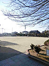 【公園】若山児童公園まで558ｍ