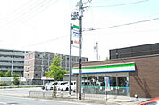 【コンビニエンスストア】ファミリーマート 山科駅西店まで248ｍ