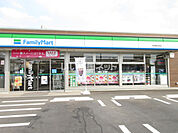 【コンビニエンスストア】ファミリーマート 松阪春日町店まで576ｍ
