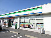 【コンビニエンスストア】ファミリーマート 伊勢一之木北店まで481ｍ