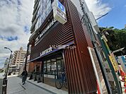 【コンビニエンスストア】ローソン 荻窪駅南口店まで764ｍ