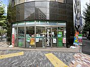 【コンビニエンスストア】ファミリーマート神田司町店まで168ｍ