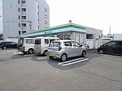【コンビニエンスストア】ファミリーマート 静岡曲金六丁目店まで312ｍ