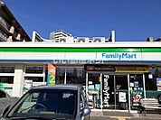 【コンビニエンスストア】ファミリーマート神戸湊町店まで242ｍ