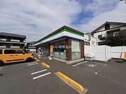 【コンビニエンスストア】ファミリーマート 福岡小田部一丁目店まで476ｍ