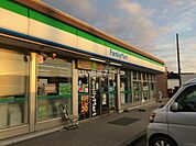 【コンビニエンスストア】ファミリーマート　魚津住吉店まで90ｍ