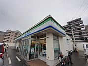 【コンビニエンスストア】ファミリーマート 糸島波多江駅北1丁目店まで411ｍ