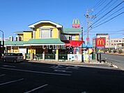 【ファーストフード】マクドナルド23号津店まで743ｍ