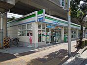 【コンビニエンスストア】ファミリーマート 八尾桜ヶ丘一丁目店まで1086ｍ