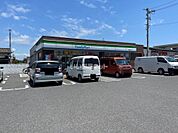 【コンビニエンスストア】ファミリーマート 宇部東梶返店まで956ｍ