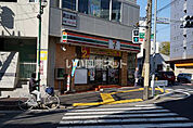 【コンビニエンスストア】セブンイレブン北松戸駅南店まで748ｍ
