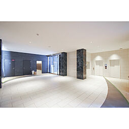 北大阪急行電鉄 江坂駅 徒歩5分の賃貸マンション 9階1Kのリビング/ダイニング